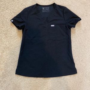 FIGS women’s Black Catarina - One-pocket Scrub top XS